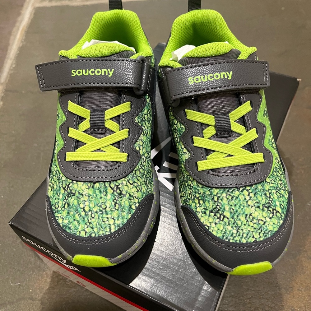 New Saucony Big Kids Flash A/C 3.0 Shoes Sneakers in Grey/Slime Size 13 1/2 M